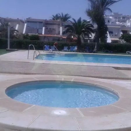 Apartamento Tropicana - Primera Linea De Playa Apartment *